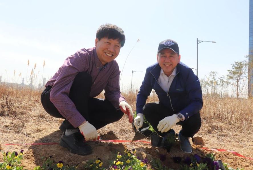 2019년 인천 로봇인 한마음 식목행사 참여